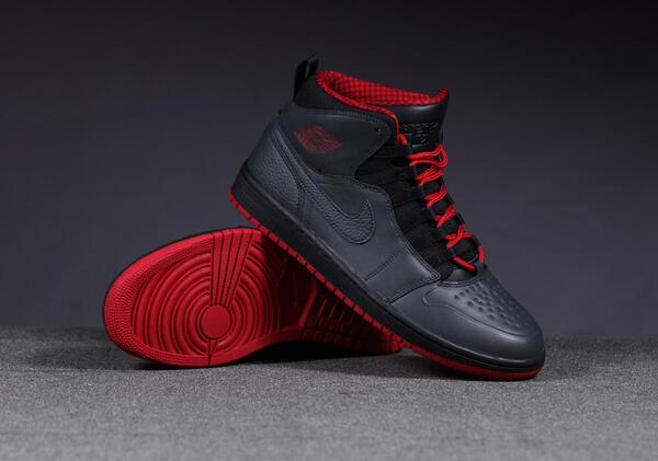 Air jordan 1 2025 retro 94 black red